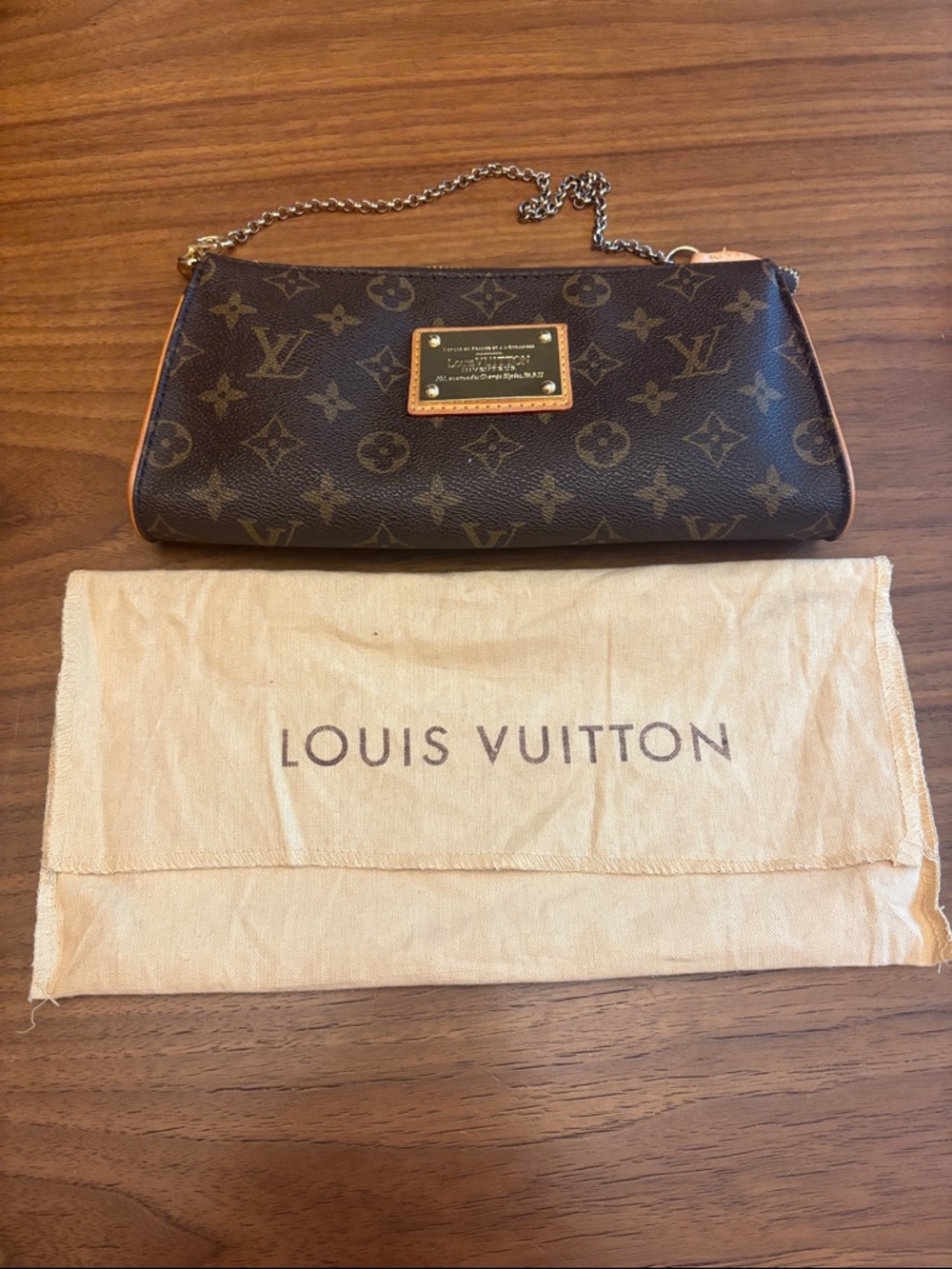 Louis Vuitton Pouchette Sophie Monogram Chain Wristlet with Gold Hardware - Picture 11 of 14